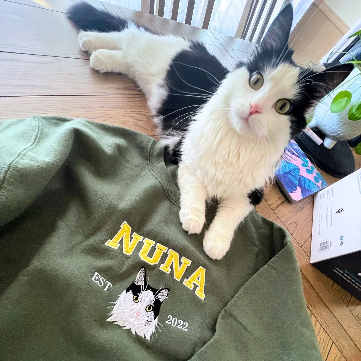 Custom Pet Portrait Photo Sweatshirt - Personalized Gift for Pet Lovers