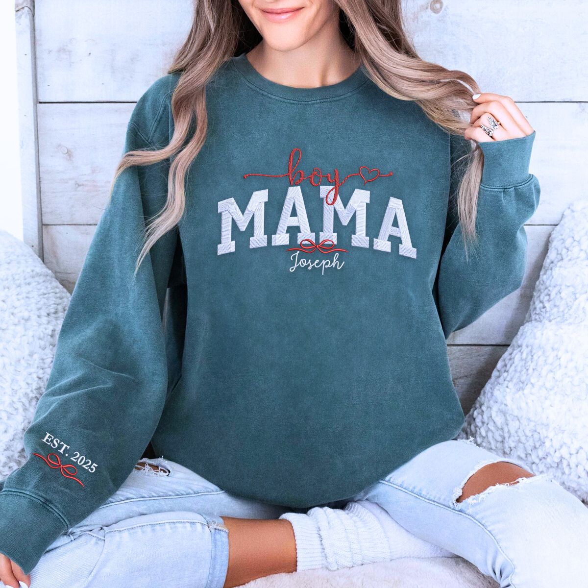 Embroidered Boy Mama Sweatshirt with KidsNames | Premium Comfort Mom Fashion