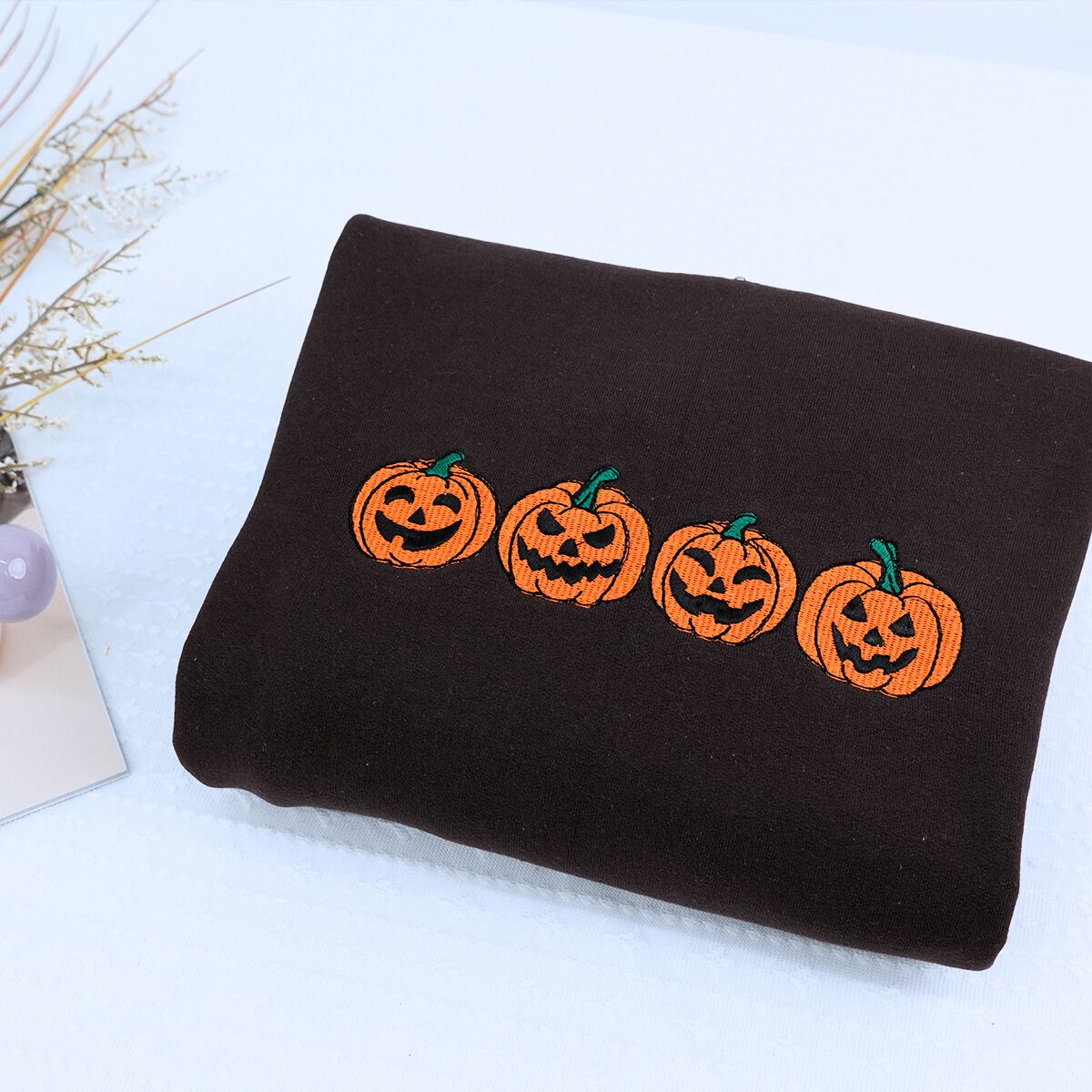 Cute Pumpkin Embroidered Crewneck Sweatshirt for Halloween Fun
